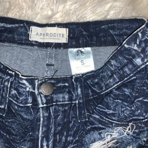 Denim Super High Waist Women’s Shorts - Picture 3 of 3